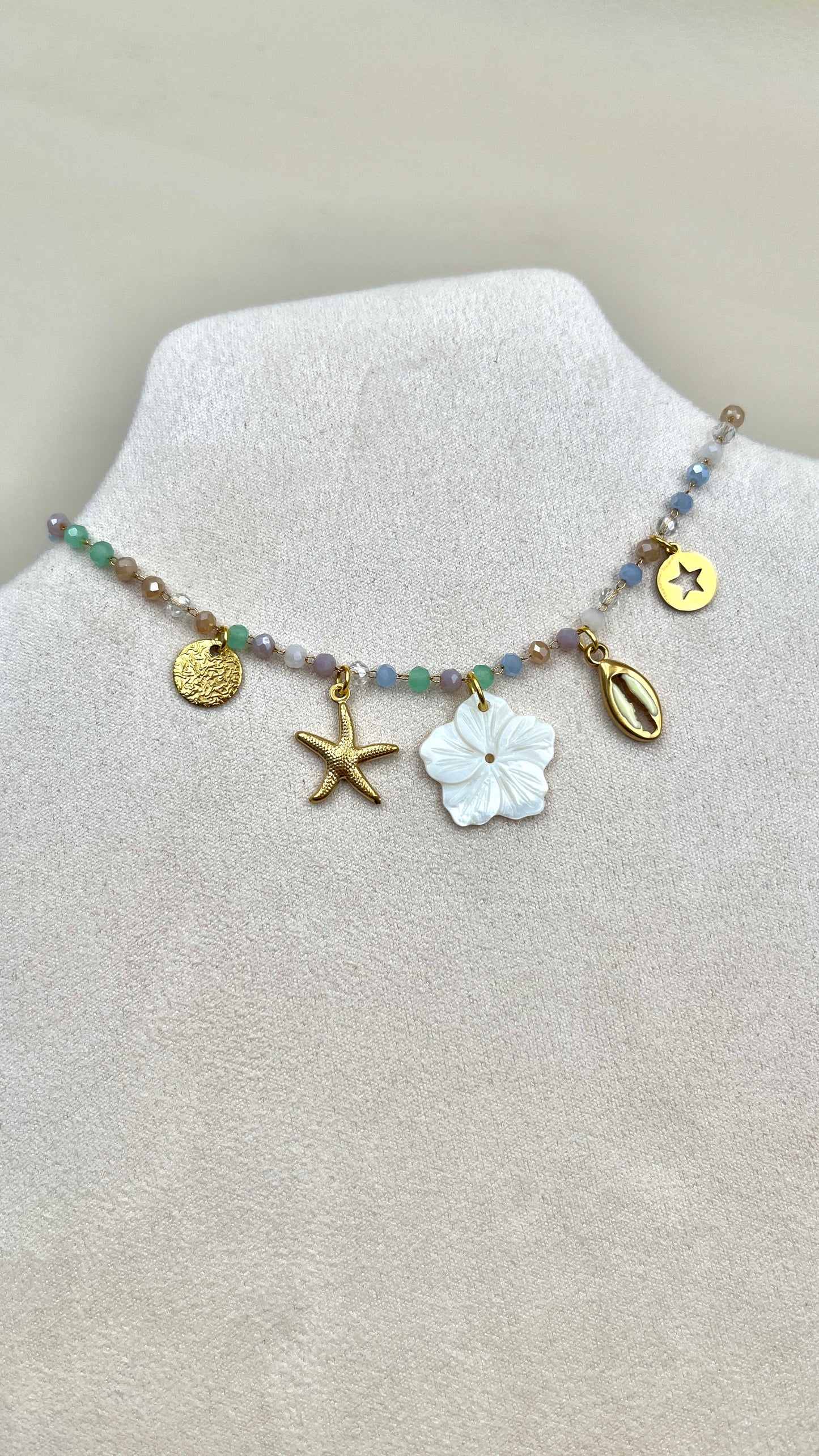 Collier Flora