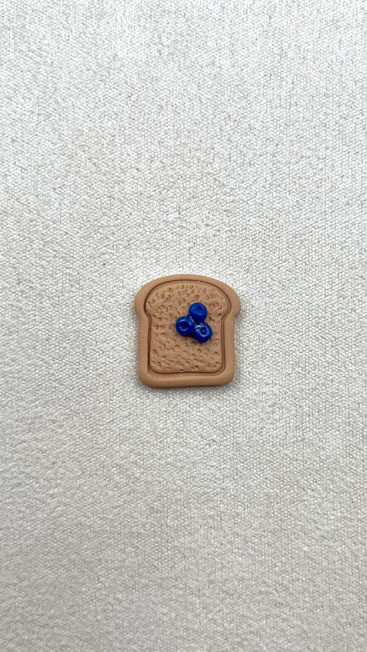 Charm tartine à la myrtille