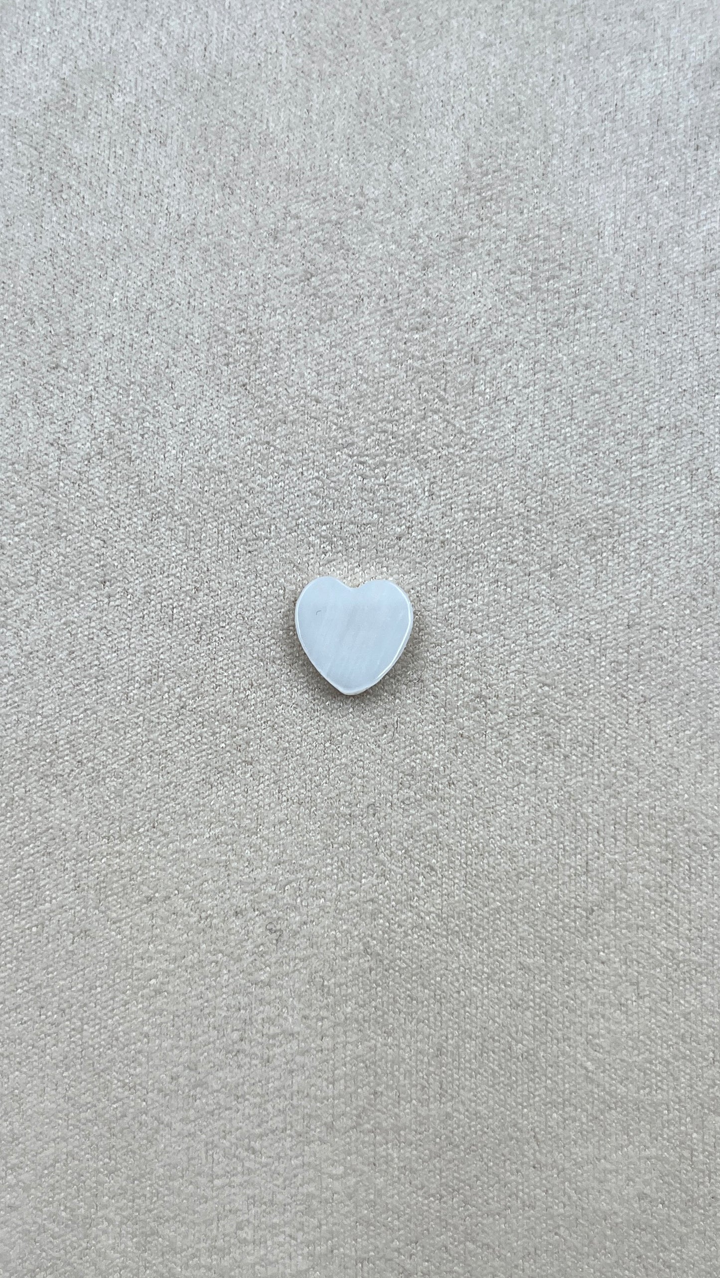 Charm coeur en nacre