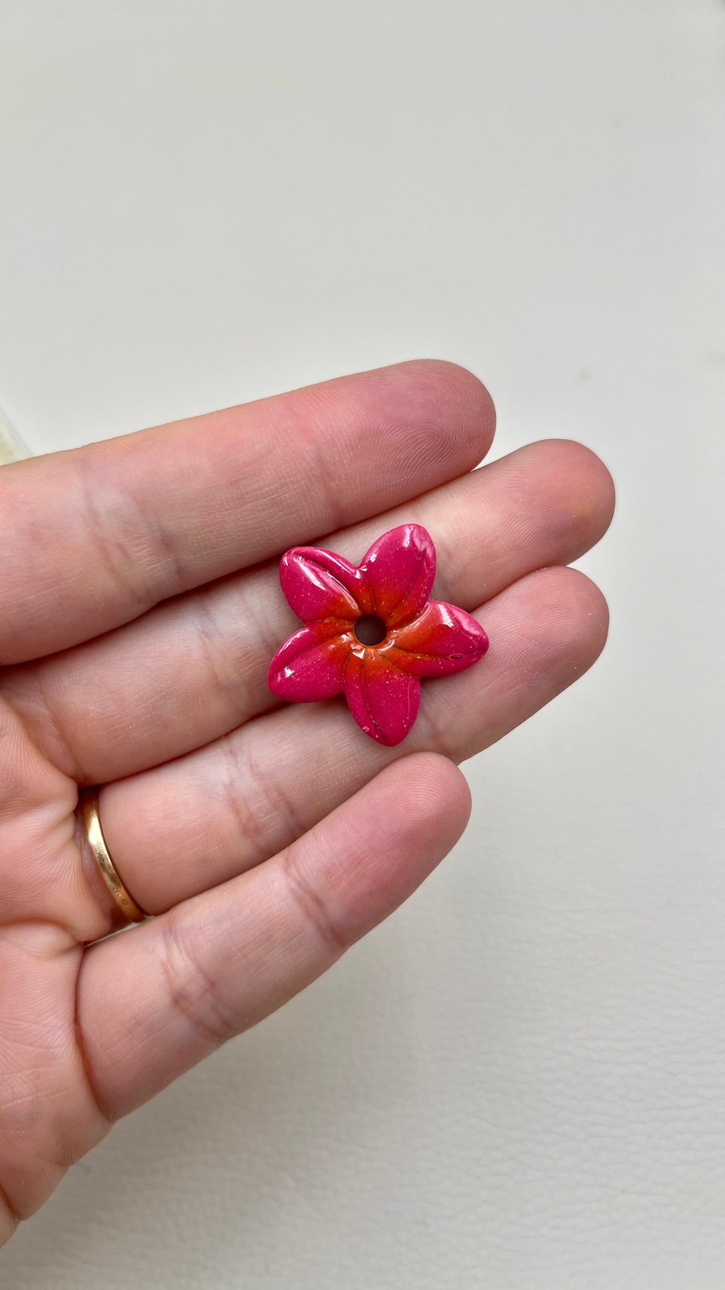 Pampilles Monoï fushia