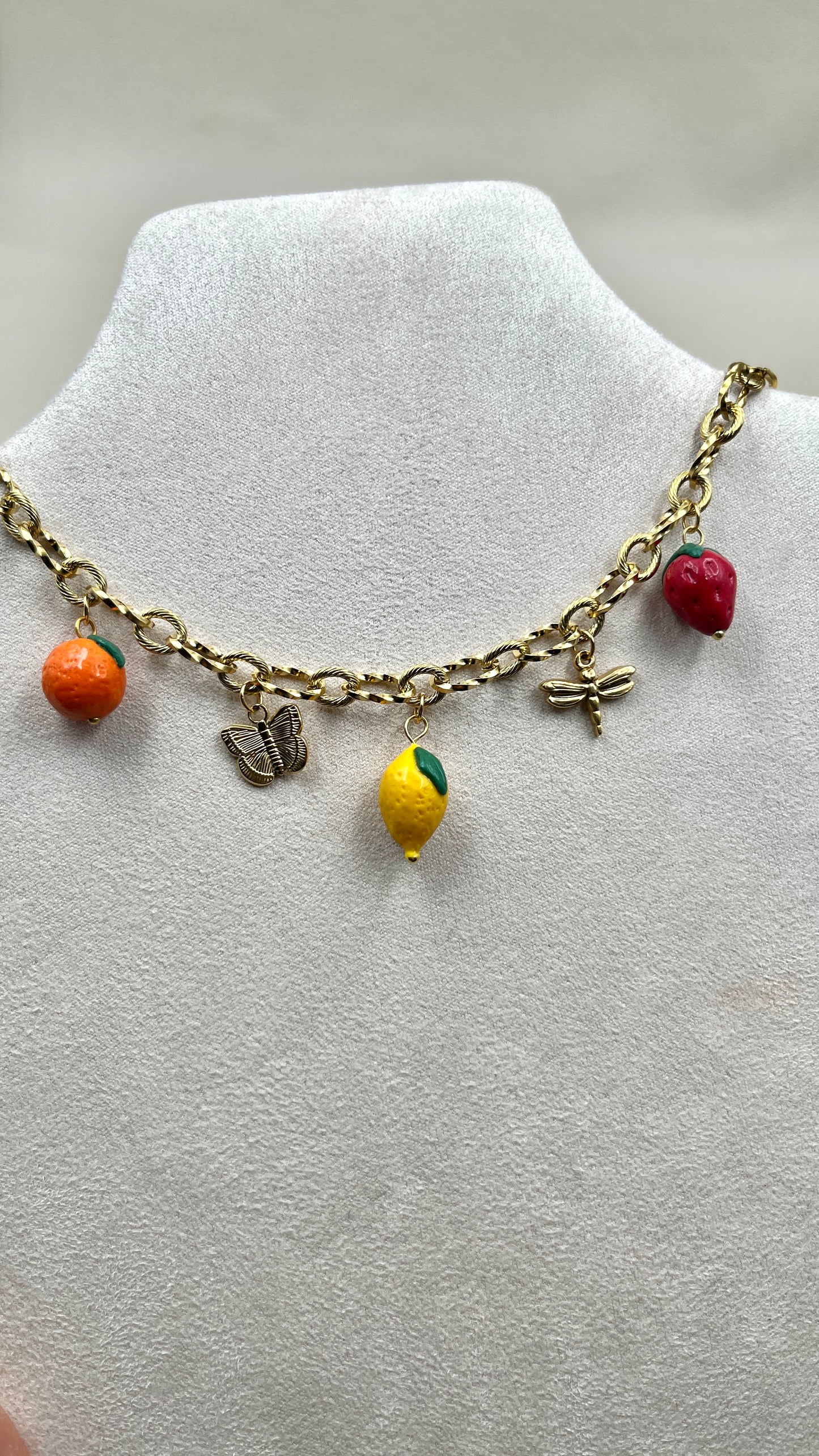Collier coupe de fruits 2