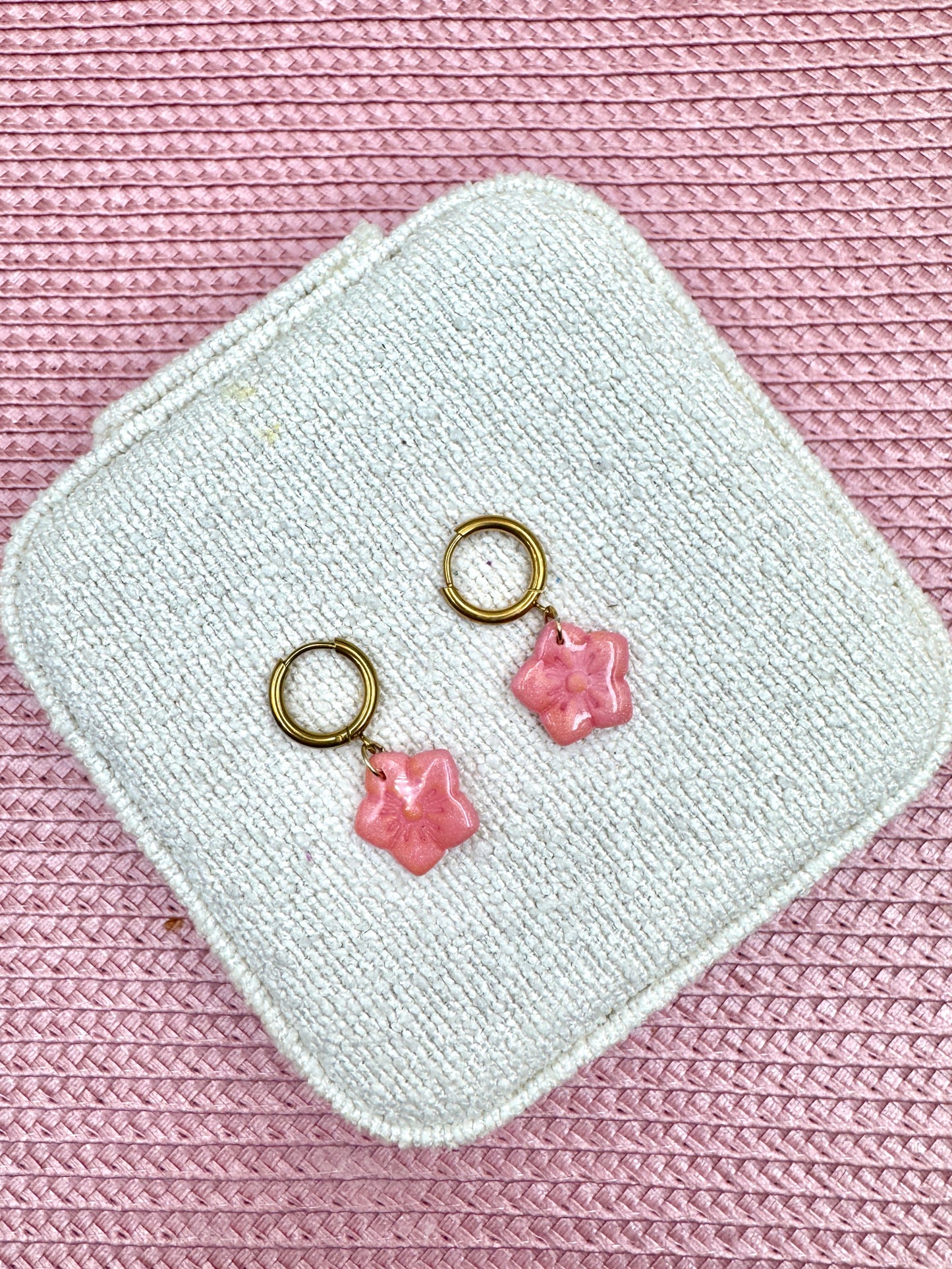 Boucle fleurs roses