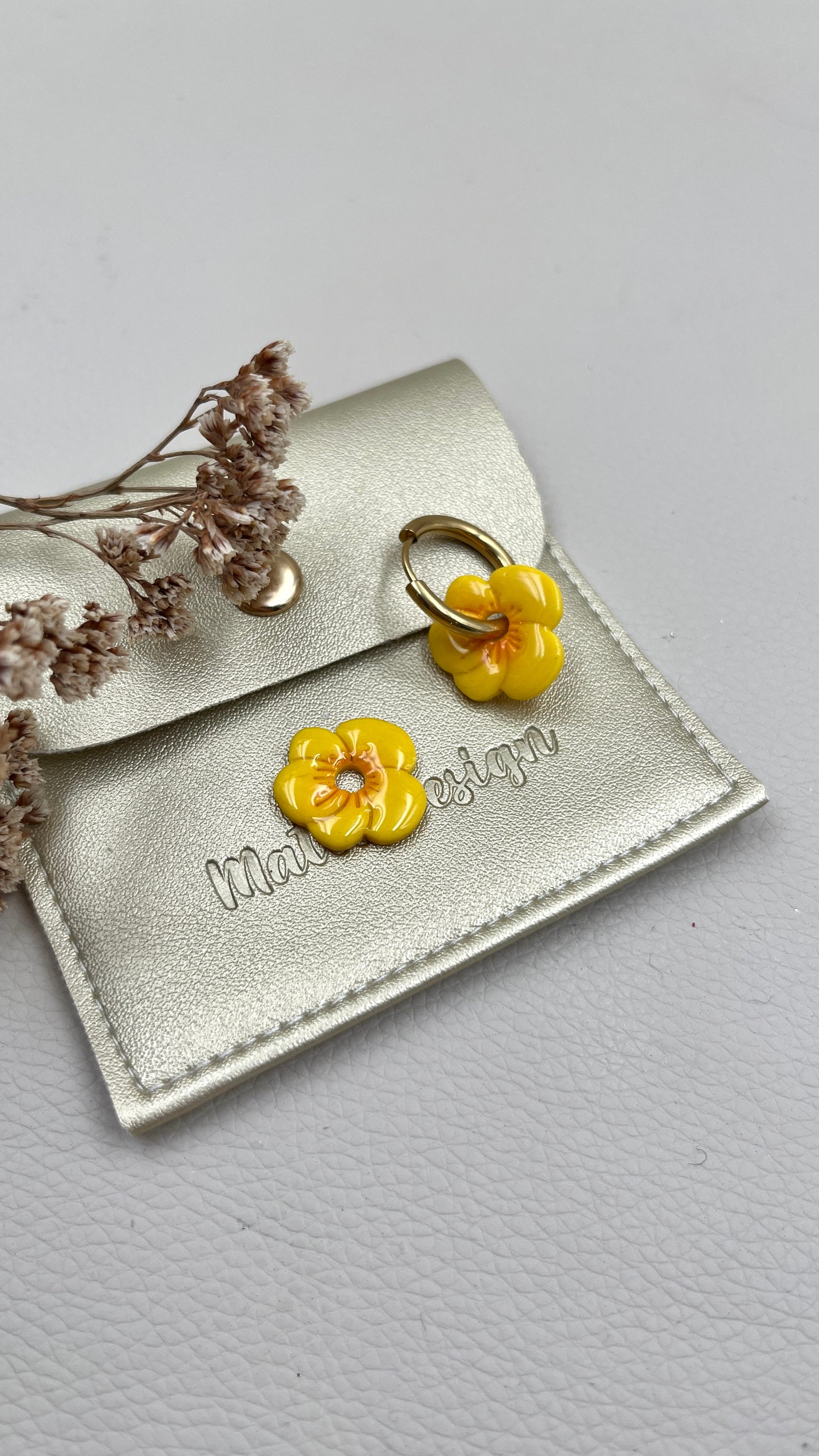 Pampilles pensées jaunes