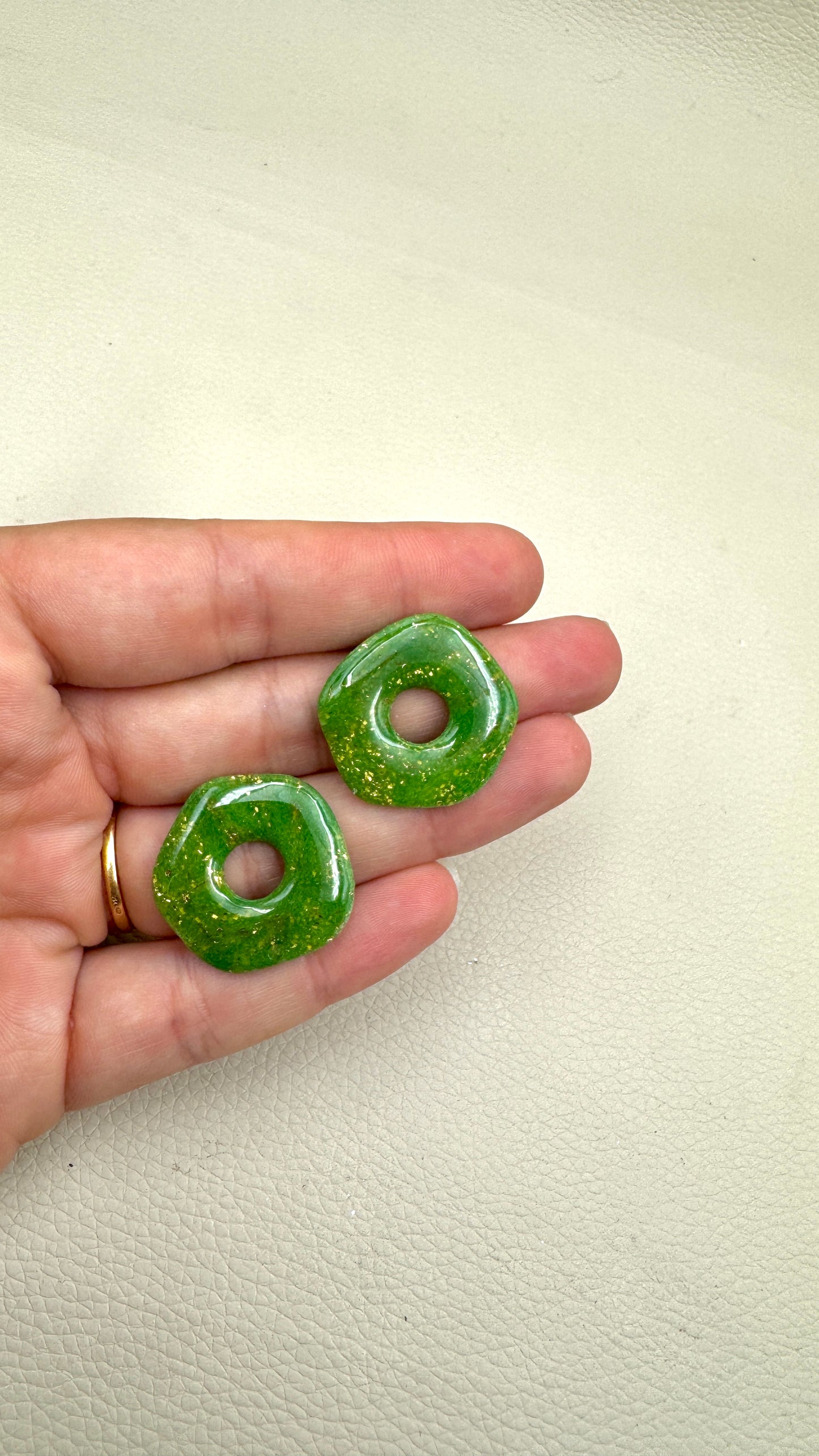 Pampilles asymétriques vertes