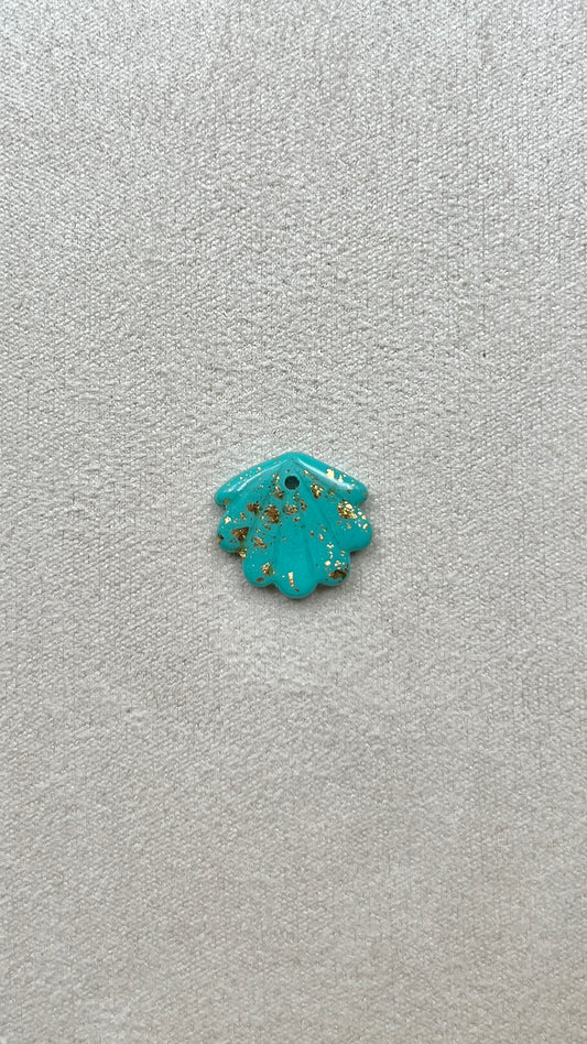 Charm coquillage bleu