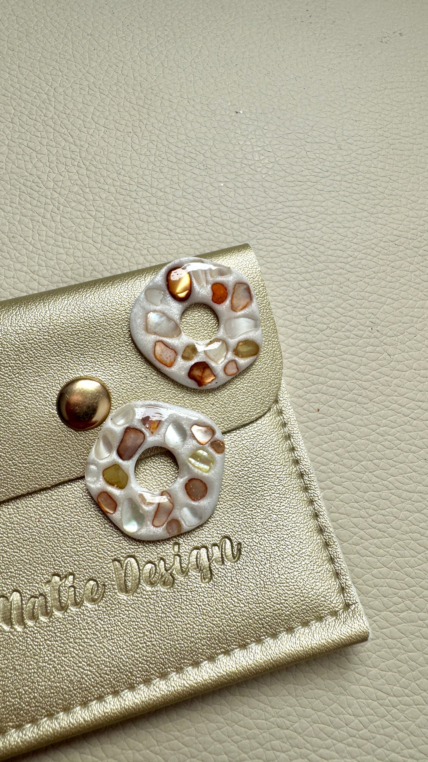 Pampilles asymétriques nacre