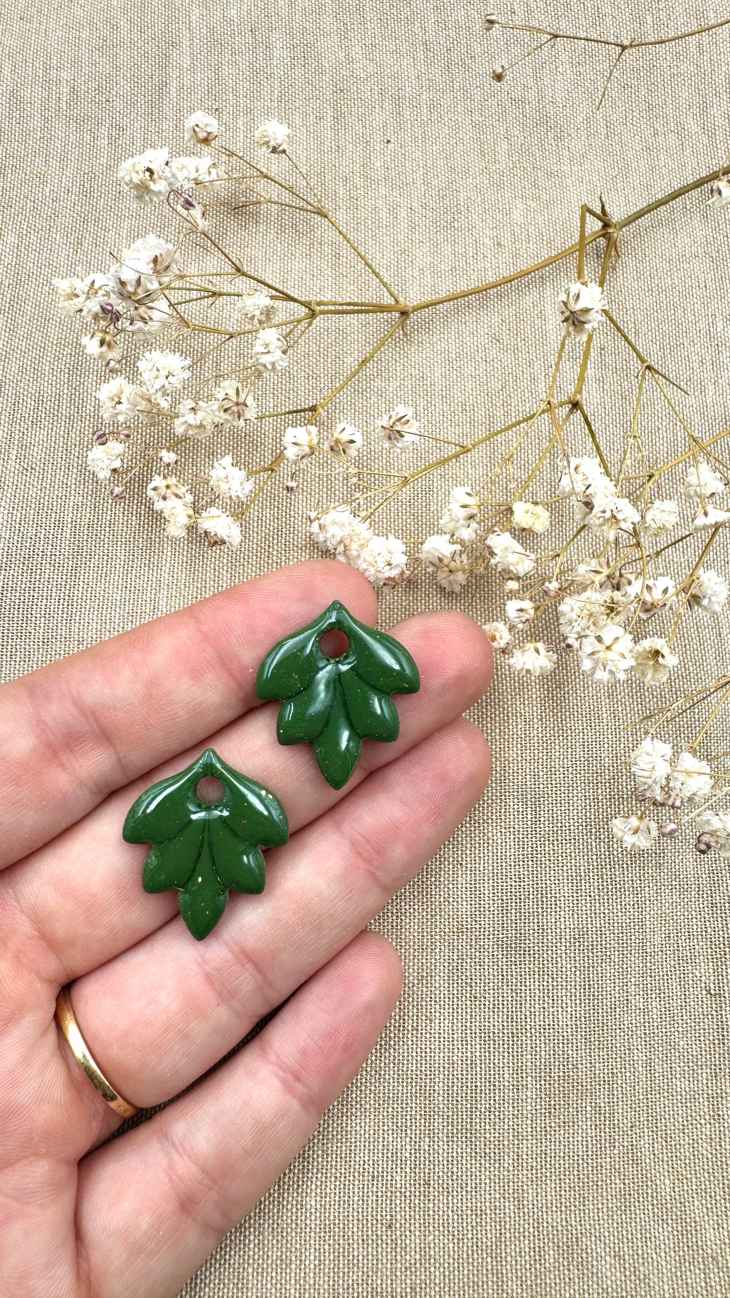 Pampilles feuilles vertes