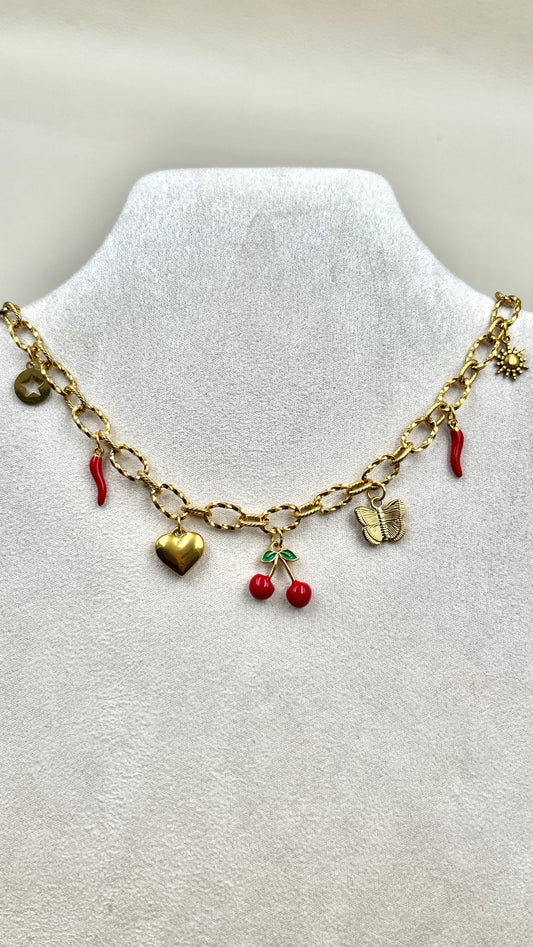 Collier cerise